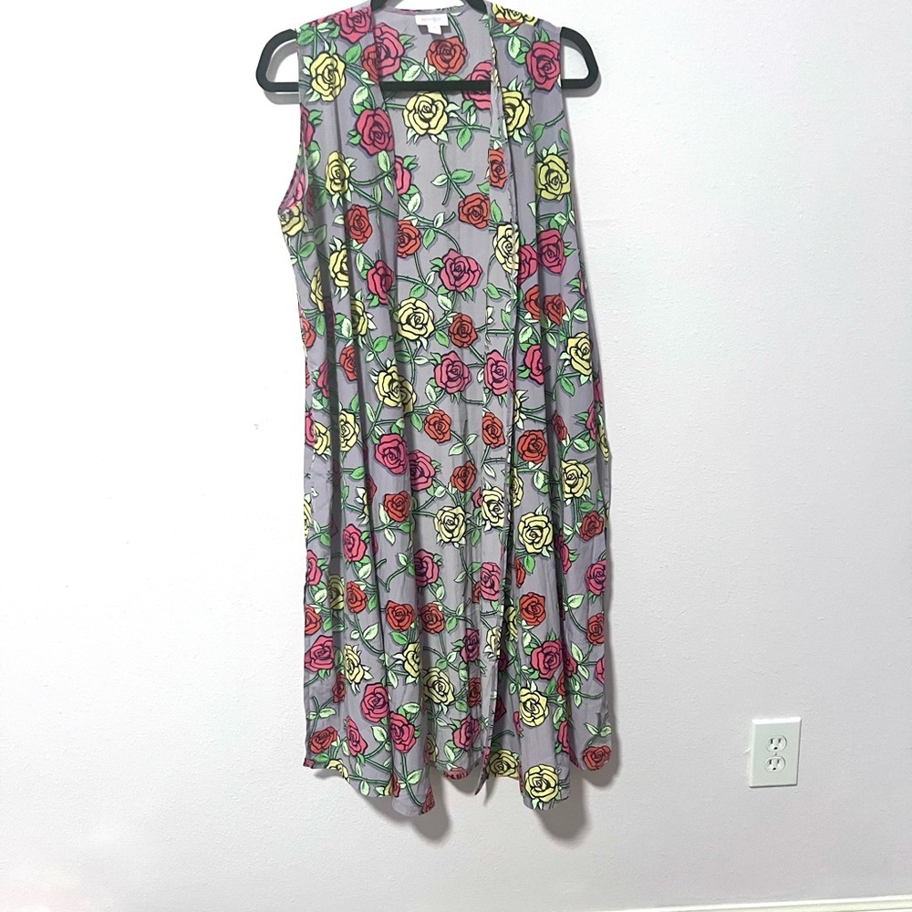 LuLaRoe‎ Green long Sleeveless kimono medium